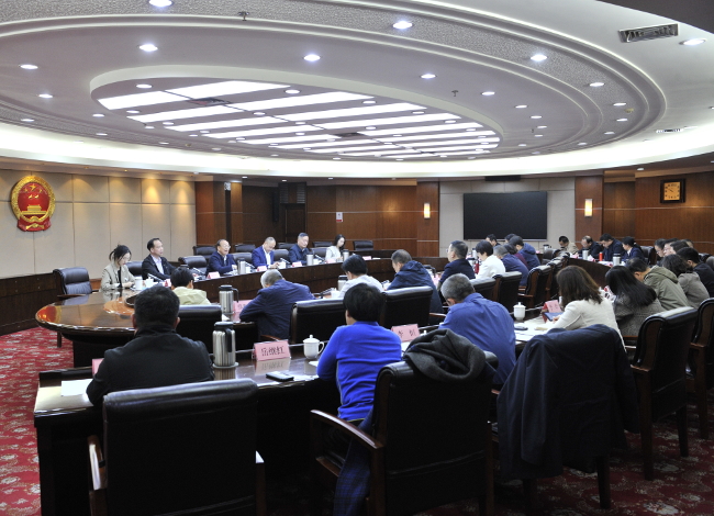 周亚民副主任参加全市人大监察司法工作座谈会