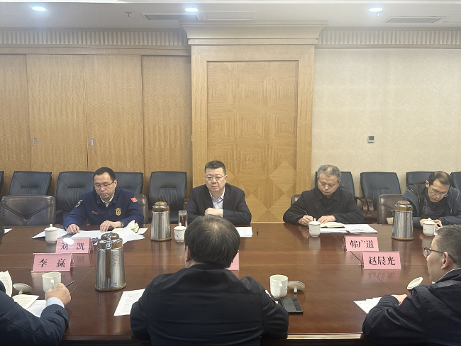 无锡市人大常委会来郑开展立法考察