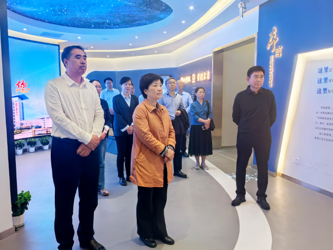 宋洁副主任赴部分开发区、区县（市）调研我市促进民营经济发展工作情况