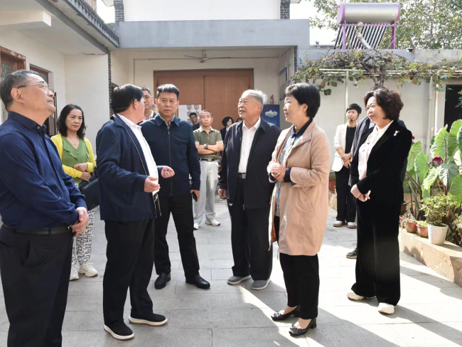 宋洁副主任赴新密市开展改善农村人居环境情况专题调研