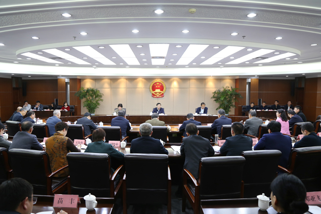 市十六届人大三次会议筹备会召开
