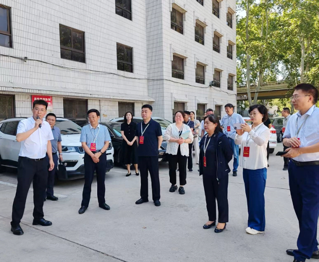 金水区人大常委会检查《郑州市城市更新条例》贯彻实施情况