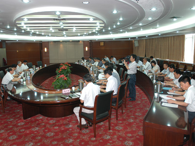 充分发挥代表作用完善人大代表履职新平台（图）