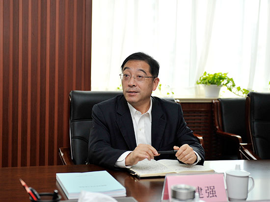 市人大常委会教科文卫工委向市卫计委通报专项工作评议事宜