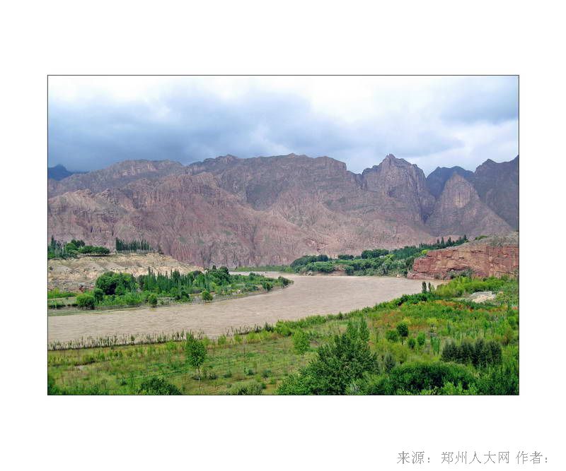 绿树荒山 (大图) 点击还原