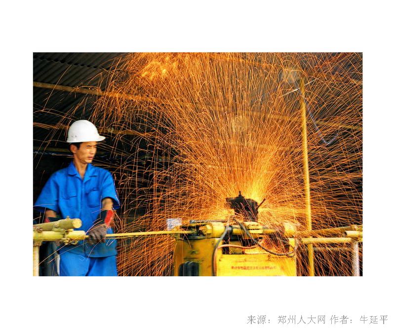 劳动者 (大图) 点击还原